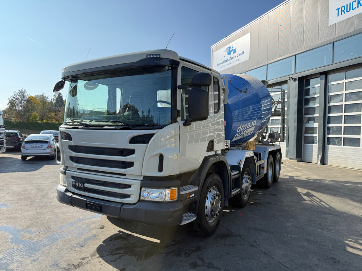 SCANIA P410 8x4 Liebherr 9m3 - Camion malaxeur: photos 1 SCANIA P410 8x4 Liebherr 9m3 - Camion malaxeur: photos 1