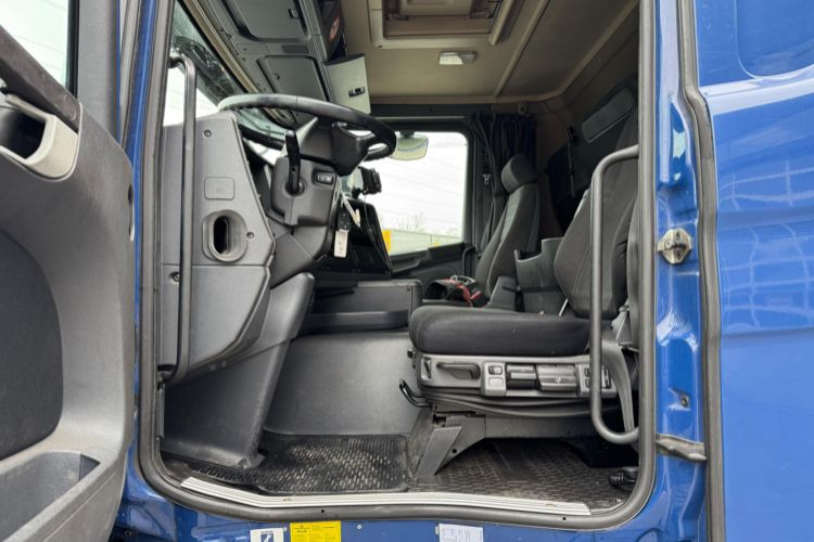Camion grue, Camion plateau Scania G450 6x2 Hiab 122-4: photos 16
