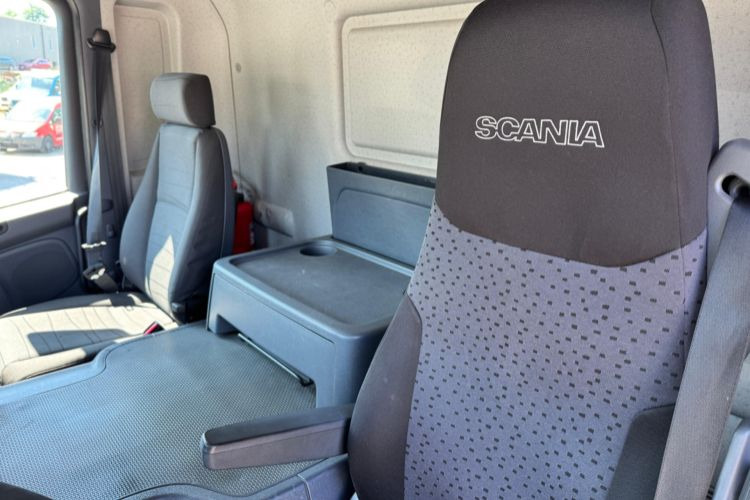 Châssis cabine Scania P400 4x2 Chassis: photos 12
