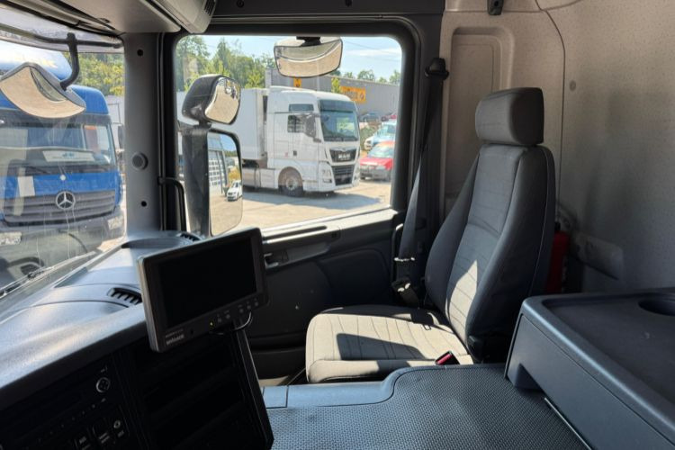 Châssis cabine Scania P400 4x2 Chassis: photos 13