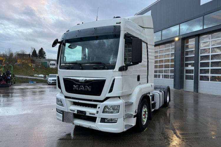 MAN TGS 18.440 ADR Nebenabtrieb Getriebe - Tracteur routier: photos 1 MAN TGS 18.440 ADR Nebenabtrieb Getriebe - Tracteur routier: photos 1