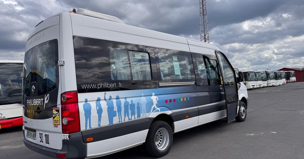 Volkswagen Crafter / KLIMATYZACJA / 23 miejsca / 128000km przebieg !!/ Cena:139000 zł netto - Minibus, Transport de personnes: photos 2 Volkswagen Crafter / KLIMATYZACJA / 23 miejsca / 128000km przebieg !!/ Cena:139000 zł netto - Minibus, Transport de personnes: photos 2
