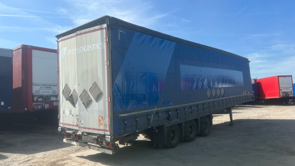 SCHMITZ CURTAINSIDE - MEGA EUROLINER - Autre matériel: photos 5 SCHMITZ CURTAINSIDE - MEGA EUROLINER - Autre matériel: photos 5