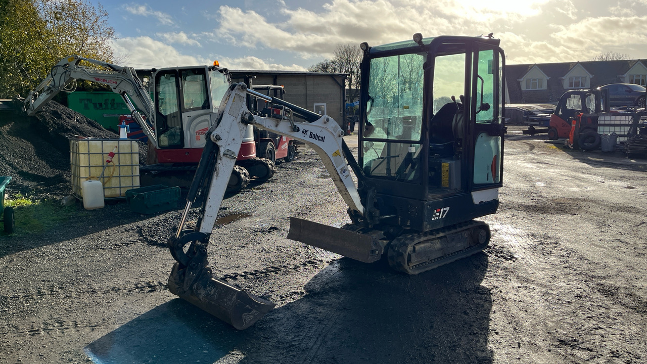 BOBCAT E17 - Mini pelle: photos 2 BOBCAT E17 - Mini pelle: photos 2