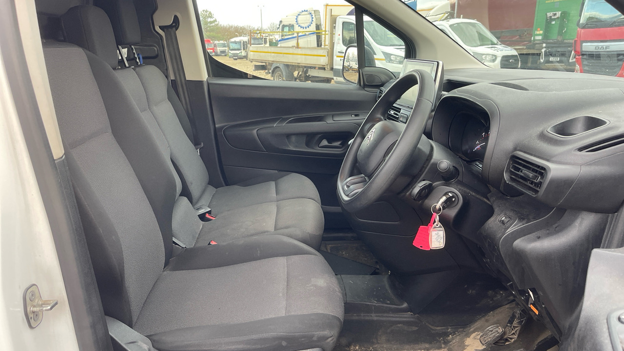 CITROEN BERLINGO ENTERPRISE 650 1.5 BLUEHDI 75PS - Fourgonnette: photos 5 CITROEN BERLINGO ENTERPRISE 650 1.5 BLUEHDI 75PS - Fourgonnette: photos 5