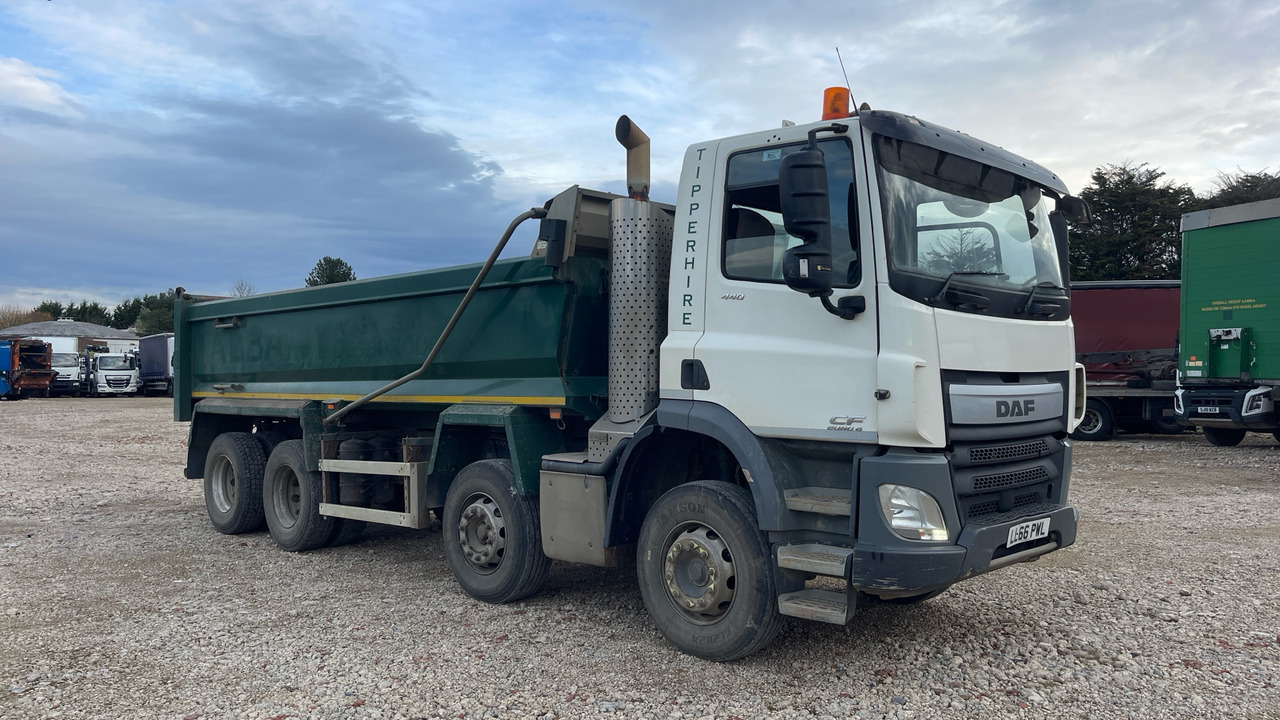 DAF CF 440 - Camion benne: photos 1 DAF CF 440 - Camion benne: photos 1