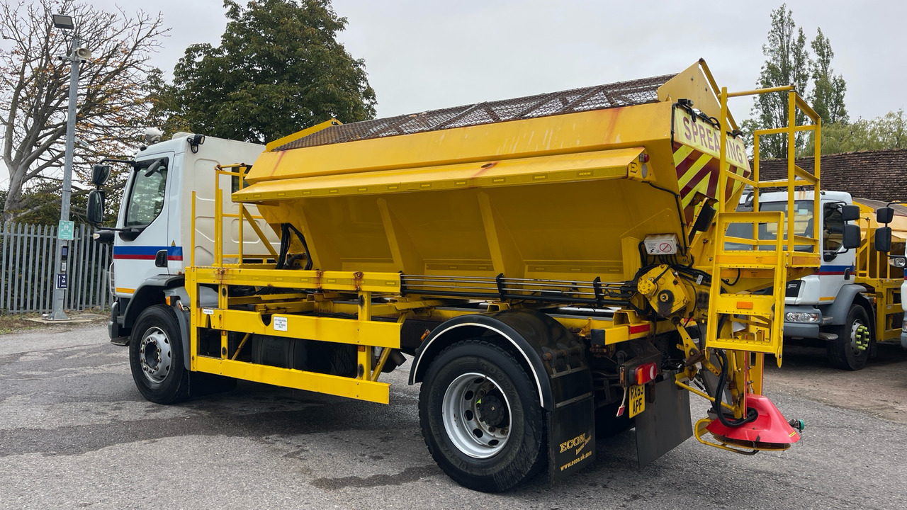 DAF LF 55.220 - Engin de déneigement: photos 3 DAF LF 55.220 - Engin de déneigement: photos 3