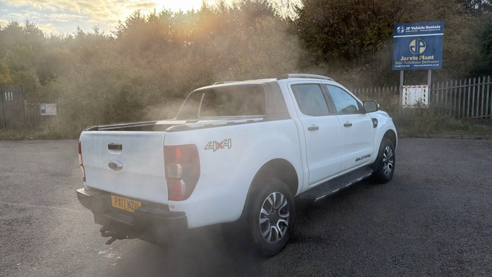 FORD RANGER Pick Up Double Cab Wildtrak 3.2 TDCi 200PS - Pick-up, Utilitaire double cabine: photos 4 FORD RANGER Pick Up Double Cab Wildtrak 3.2 TDCi 200PS - Pick-up, Utilitaire double cabine: photos 4