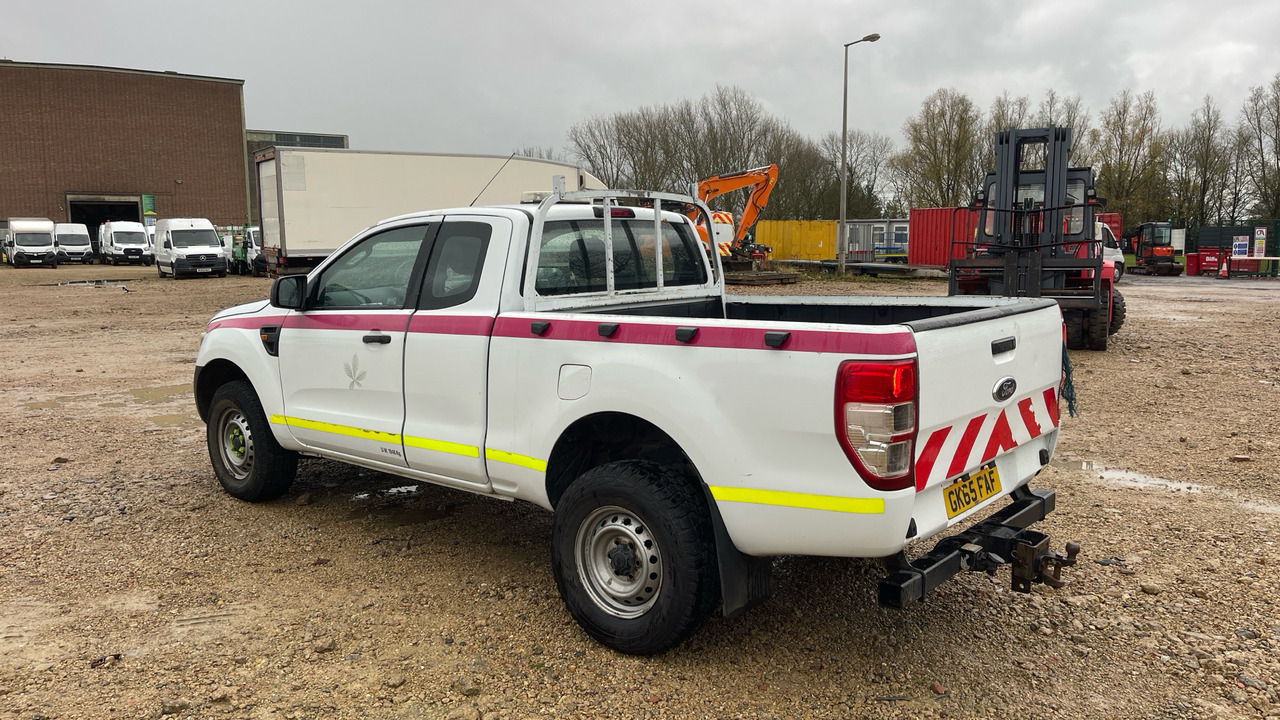 FORD RANGER XL 2.2 TDCI 150PS - Pick-up: photos 3 FORD RANGER XL 2.2 TDCI 150PS - Pick-up: photos 3