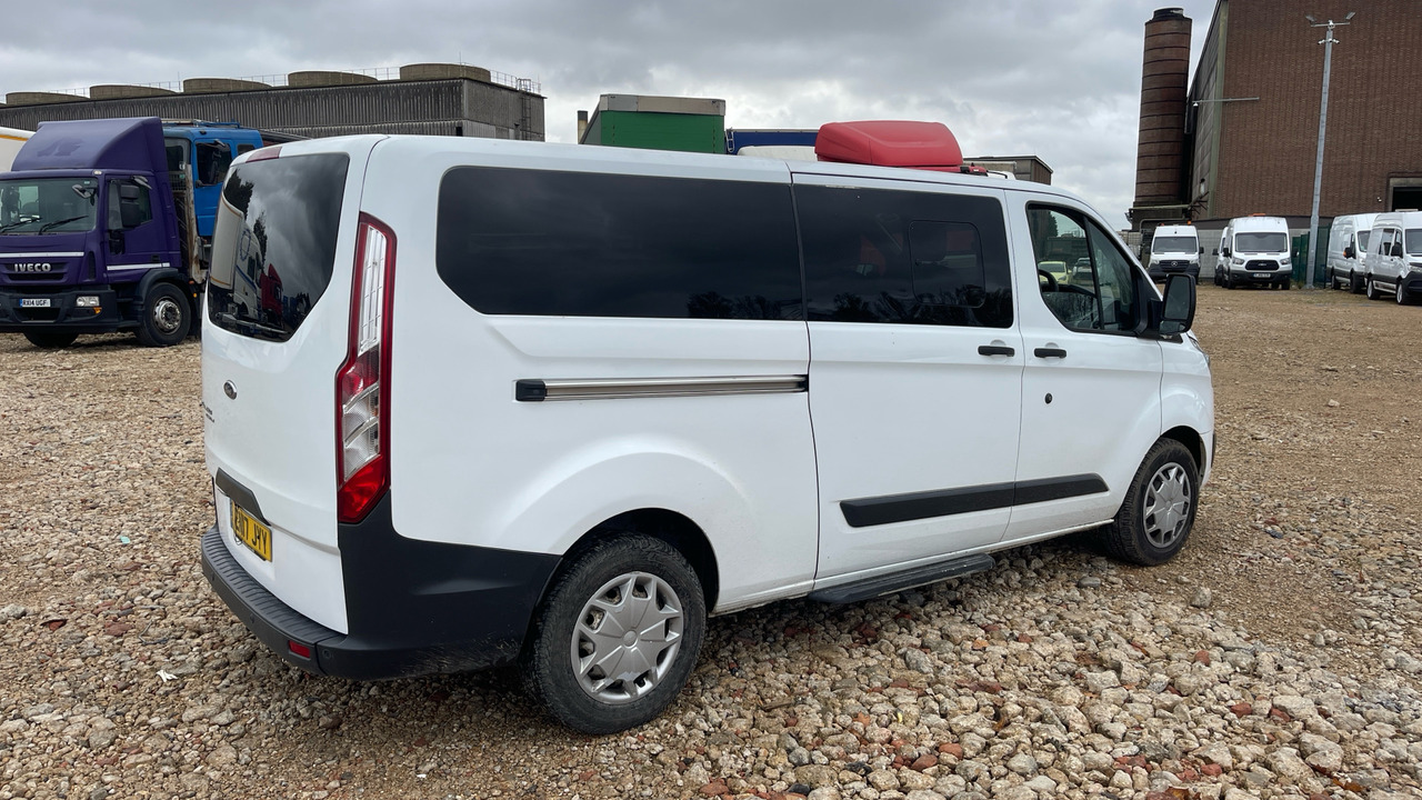 FORD TOURNEO CUSTOM 310 2.0 TDCI 130PS - Minibus, Transport de personnes: photos 4 FORD TOURNEO CUSTOM 310 2.0 TDCI 130PS - Minibus, Transport de personnes: photos 4