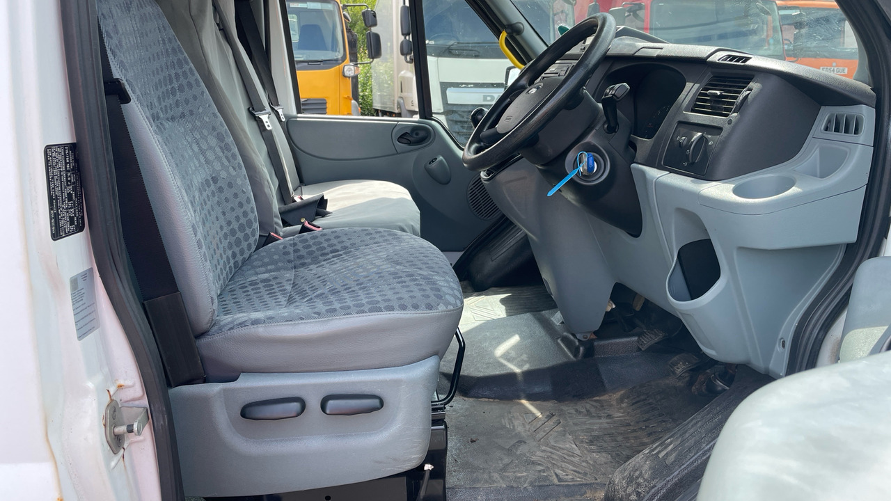 FORD TRANSIT 100 TDCi 115PS - Minibus, Transport de personnes: photos 5 FORD TRANSIT 100 TDCi 115PS - Minibus, Transport de personnes: photos 5