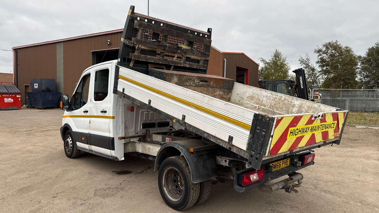 FORD TRANSIT 350 2.2 TDCi 125ps - Utilitaire benne: photos 3 FORD TRANSIT 350 2.2 TDCi 125ps - Utilitaire benne: photos 3