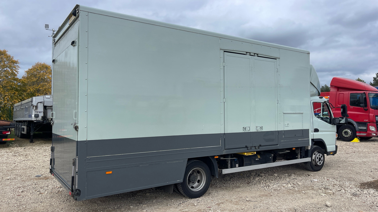 FUSO CANTER 7C15 - Camion porte-voitures: photos 4 FUSO CANTER 7C15 - Camion porte-voitures: photos 4