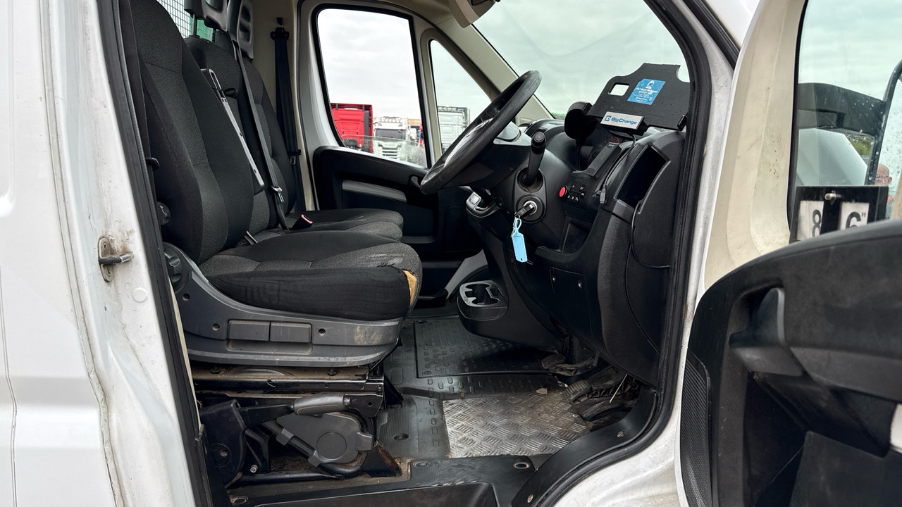 Fiat Ducato 35 2.3 MULTIJET 140PS - Fourgon plateau: photos 5 Fiat Ducato 35 2.3 MULTIJET 140PS - Fourgon plateau: photos 5