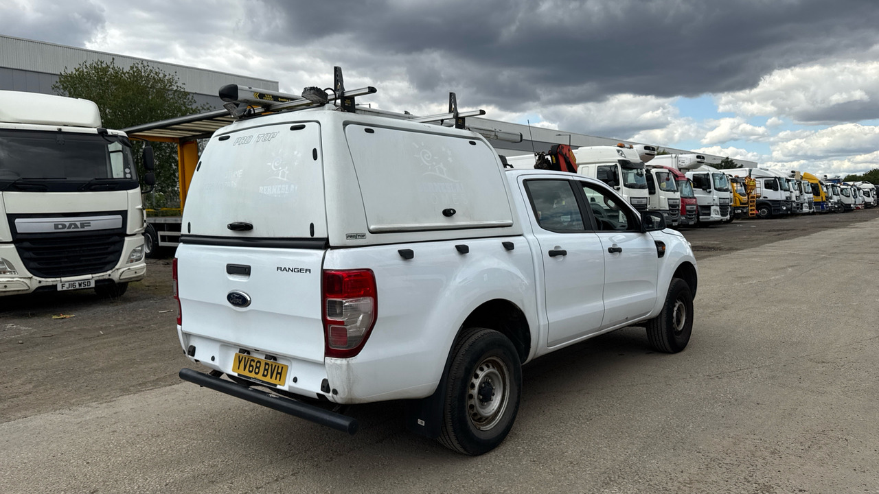 Ford Ranger 2.2 TDCi - Pick-up, Utilitaire double cabine: photos 4 Ford Ranger 2.2 TDCi - Pick-up, Utilitaire double cabine: photos 4