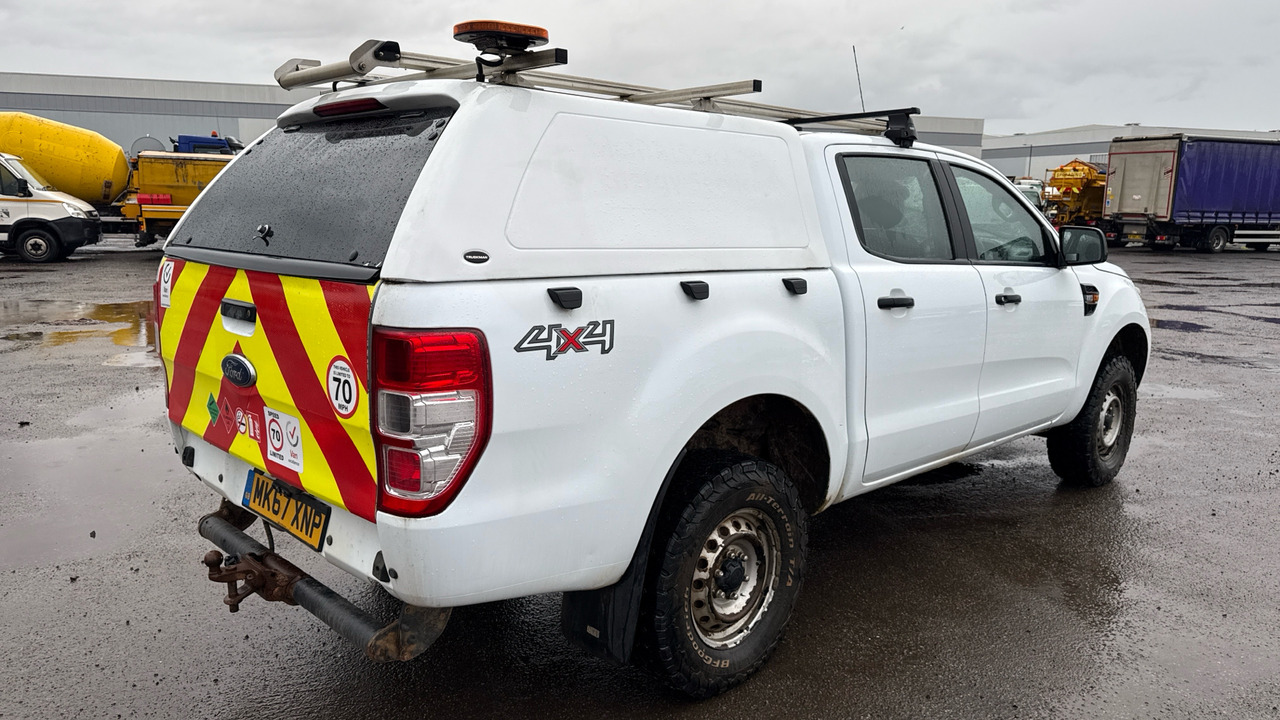 Ford Ranger XL 2.2 TDCI 150PS - Pick-up, Utilitaire double cabine: photos 4 Ford Ranger XL 2.2 TDCI 150PS - Pick-up, Utilitaire double cabine: photos 4