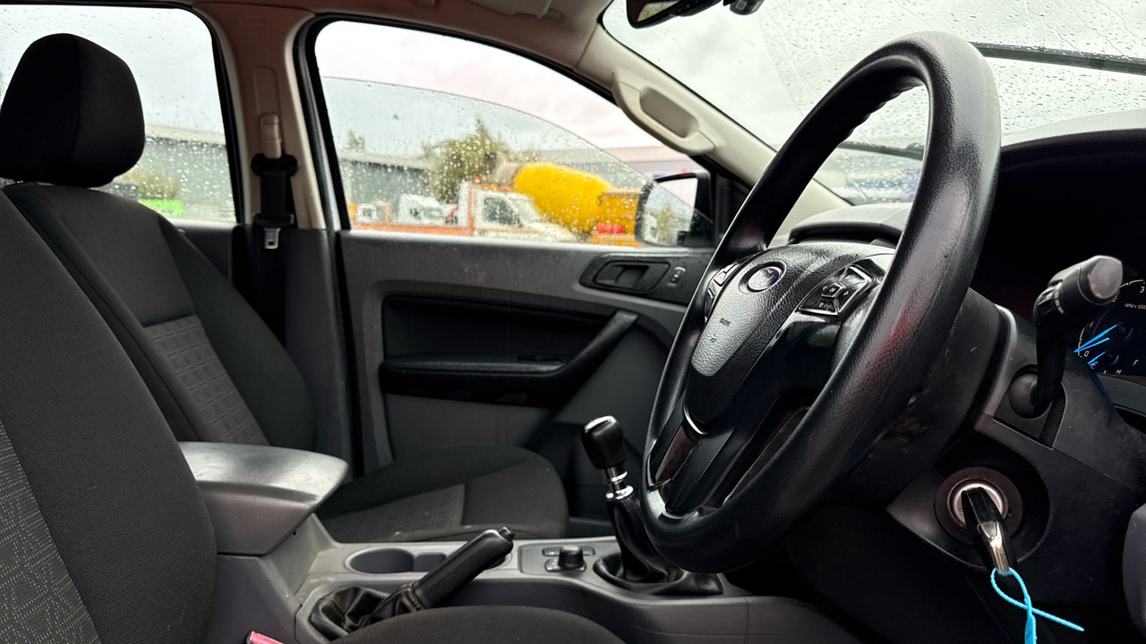 Ford Ranger XL 2.2 TDCI 150PS - Pick-up, Utilitaire double cabine: photos 5 Ford Ranger XL 2.2 TDCI 150PS - Pick-up, Utilitaire double cabine: photos 5