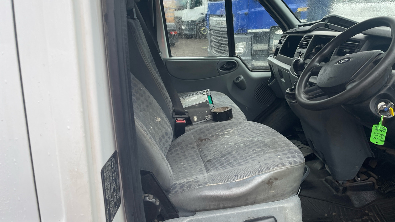 Ford Transit T350 2.2 TDCi 115ps - Utilitaire double cabine: photos 5 Ford Transit T350 2.2 TDCi 115ps - Utilitaire double cabine: photos 5