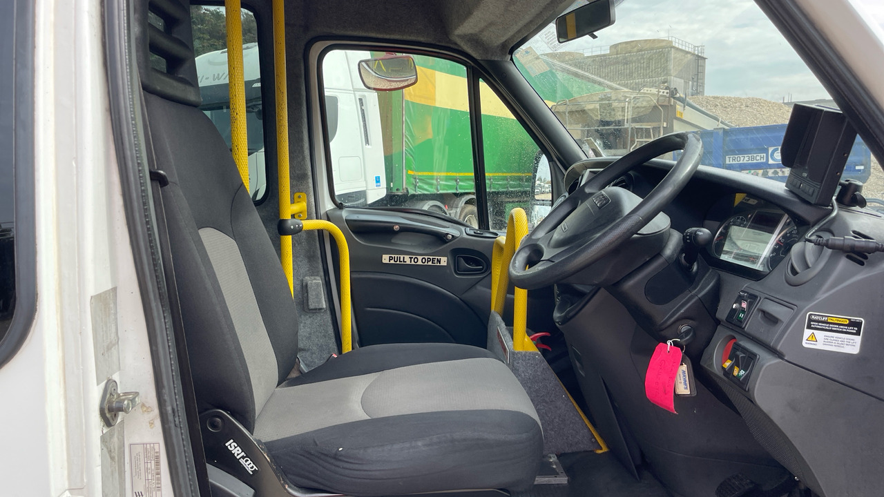 IVECO DAILY 50C17 - Minibus, Transport de personnes: photos 5 IVECO DAILY 50C17 - Minibus, Transport de personnes: photos 5