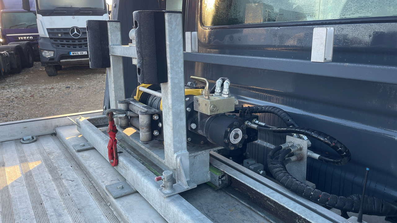 Remorqueuse IVECO DAILY 70-180: photos 19