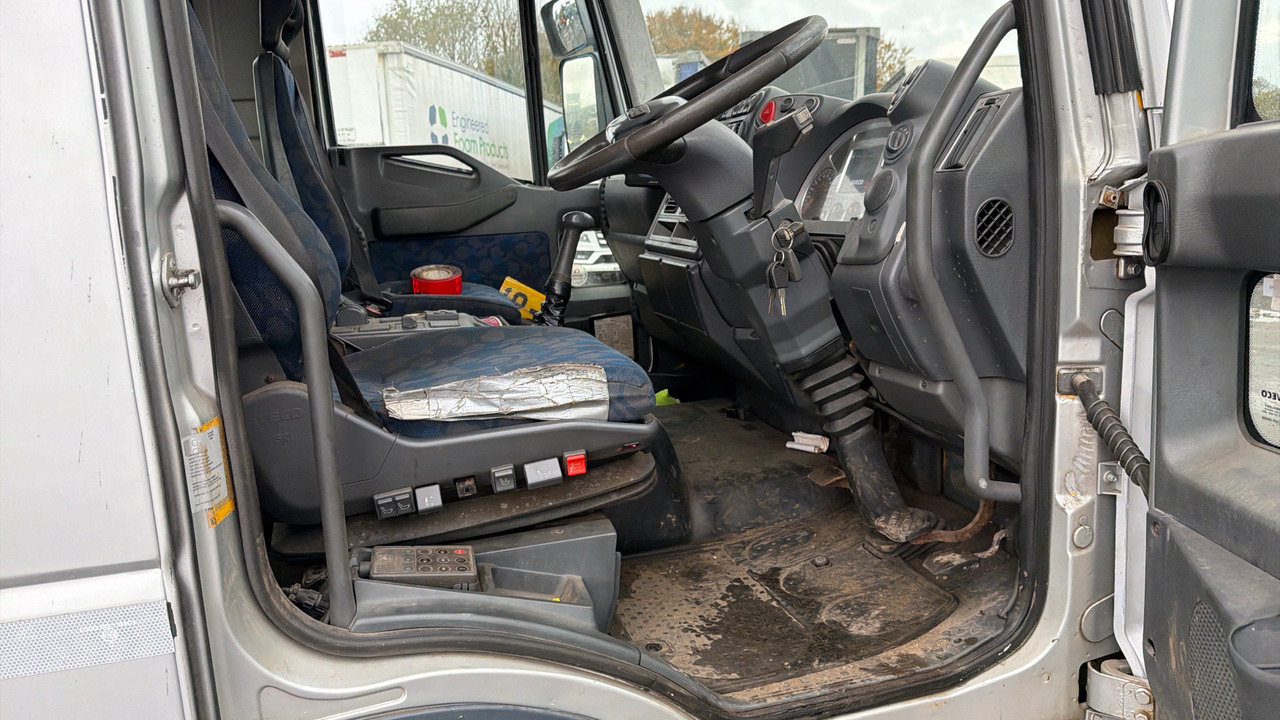 IVECO EUROCARGO 120-240 - Remorqueuse: photos 5 IVECO EUROCARGO 120-240 - Remorqueuse: photos 5