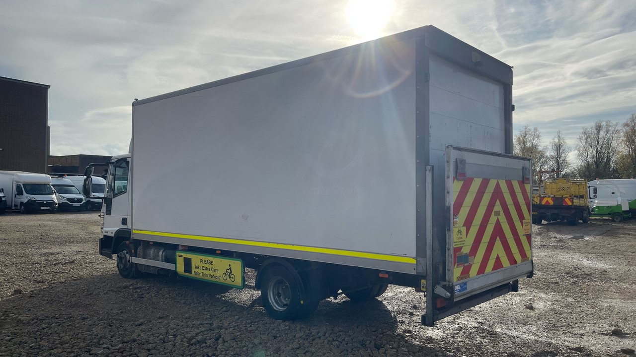 IVECO EUROCARGO 75E16 - Camion fourgon: photos 3 IVECO EUROCARGO 75E16 - Camion fourgon: photos 3