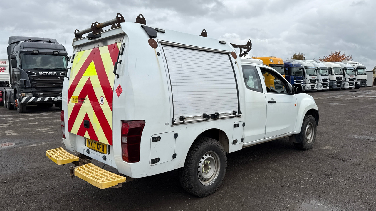 Isuzu D-Max 2.5TD - Pick-up, Utilitaire double cabine: photos 4 Isuzu D-Max 2.5TD - Pick-up, Utilitaire double cabine: photos 4