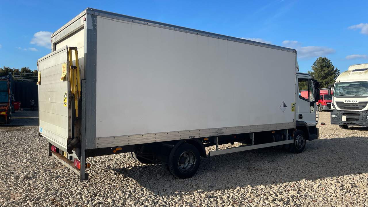 Iveco Eurocargo 75E16 - Camion fourgon: photos 4 Iveco Eurocargo 75E16 - Camion fourgon: photos 4