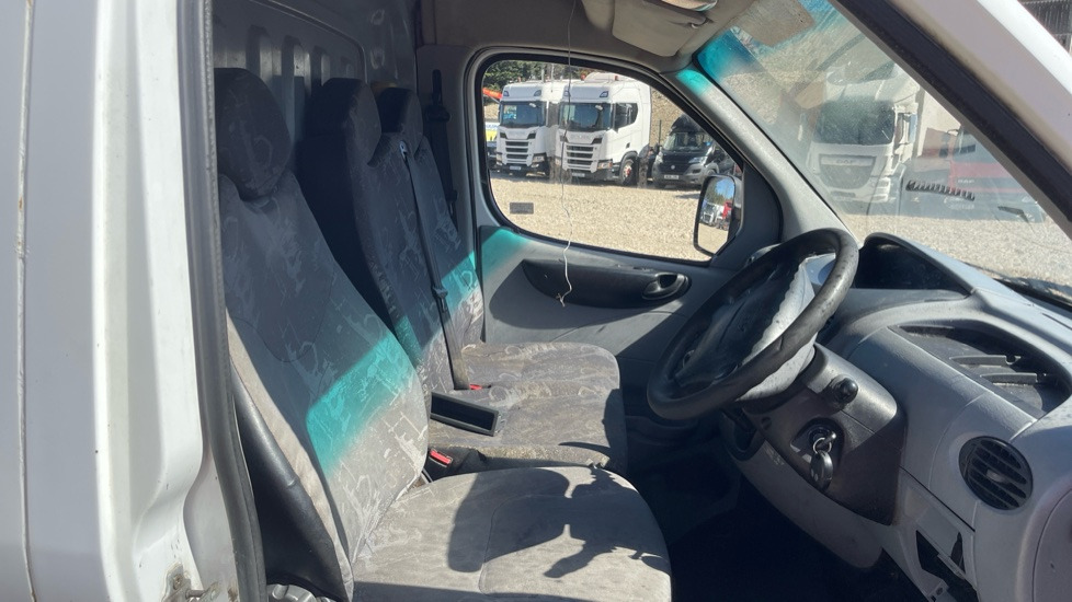 LDV MAXUS 3.5 2.5 CDI 95PS - Fourgon utilitaire: photos 5 LDV MAXUS 3.5 2.5 CDI 95PS - Fourgon utilitaire: photos 5