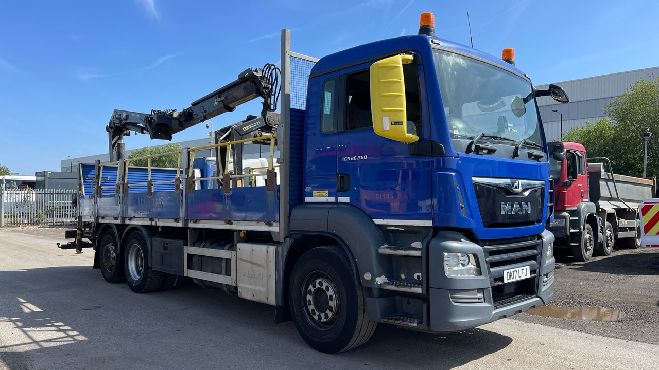 MAN TGS 26.360 - Camion plateau, Camion grue: photos 1 MAN TGS 26.360 - Camion plateau, Camion grue: photos 1