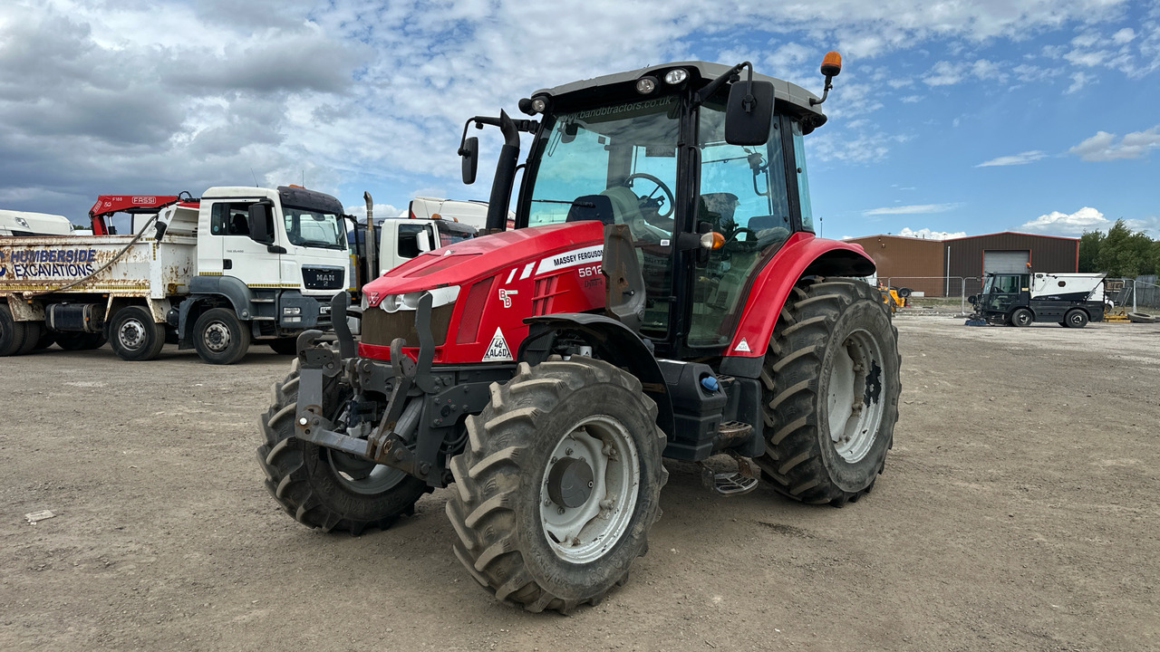 MASSEY FERGUSON 5612 DYNA 4 - Tracteur agricole: photos 2 MASSEY FERGUSON 5612 DYNA 4 - Tracteur agricole: photos 2