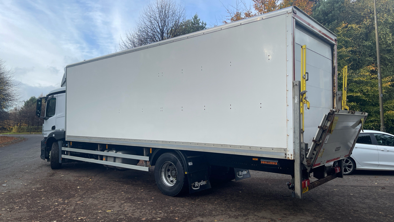 MERCEDES-BENZ ACTROS 1824 - Camion fourgon: photos 3 MERCEDES-BENZ ACTROS 1824 - Camion fourgon: photos 3