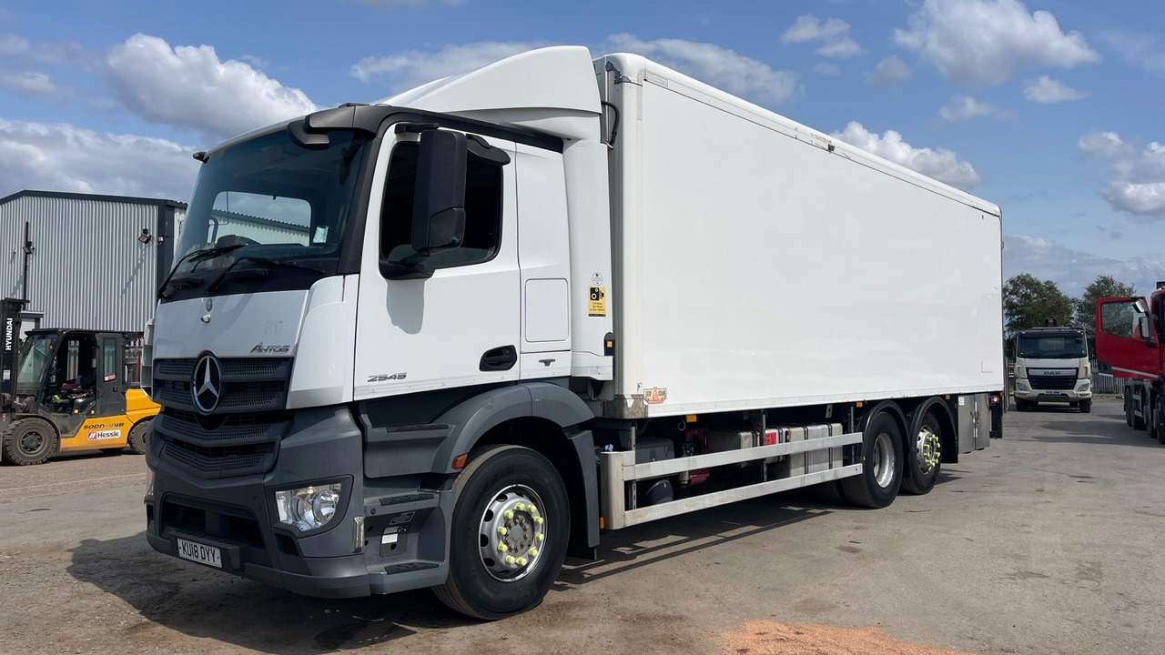 MERCEDES-BENZ ANTOS 2545 - Camion frigorifique: photos 2 MERCEDES-BENZ ANTOS 2545 - Camion frigorifique: photos 2
