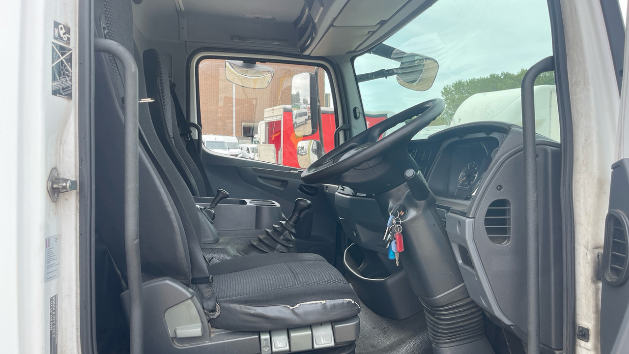 MERCEDES-BENZ ATEGO 1022 - Camion fourgon: photos 5 MERCEDES-BENZ ATEGO 1022 - Camion fourgon: photos 5