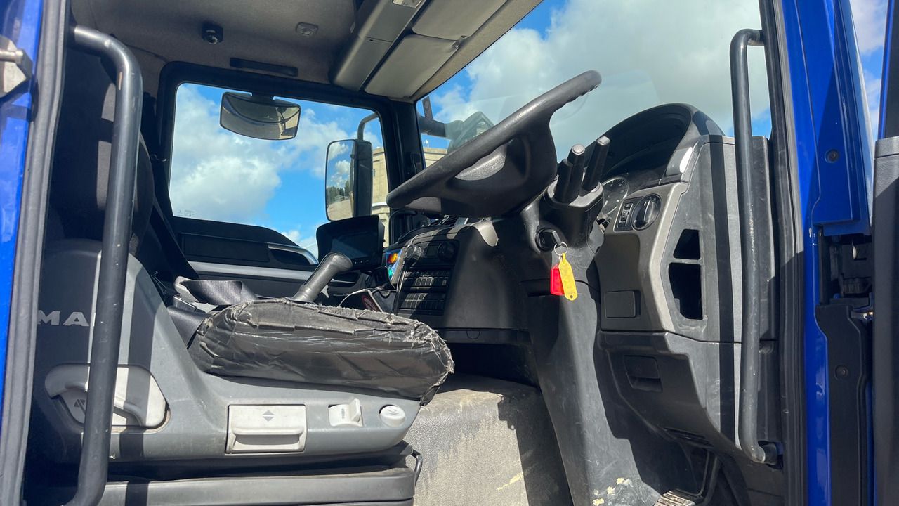 Man TGM 18.250 - Camion plateau, Camion grue: photos 5 Man TGM 18.250 - Camion plateau, Camion grue: photos 5