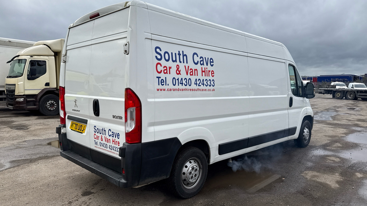 PEUGEOT BOXER 335 2.2 BLUEHDI 140PS - Fourgon utilitaire: photos 4 PEUGEOT BOXER 335 2.2 BLUEHDI 140PS - Fourgon utilitaire: photos 4