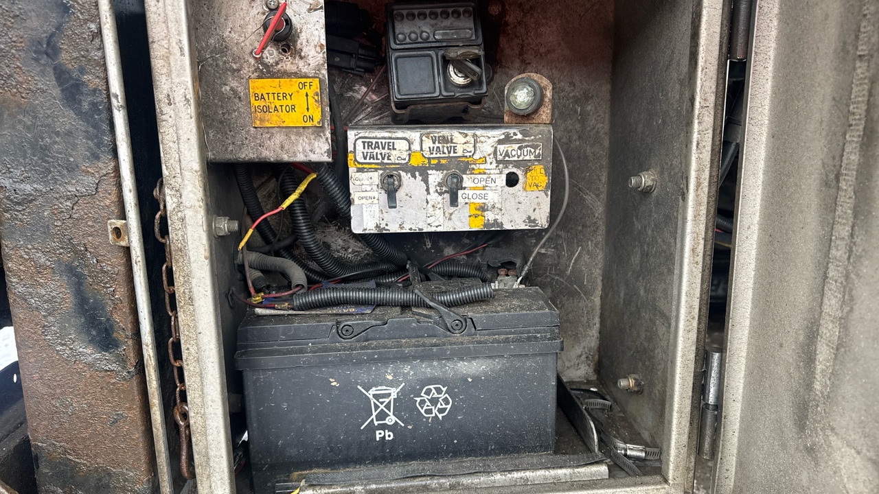 Remorque INDOX ROS ROCA TANKER: photos 17 Remorque INDOX ROS ROCA TANKER: photos 17