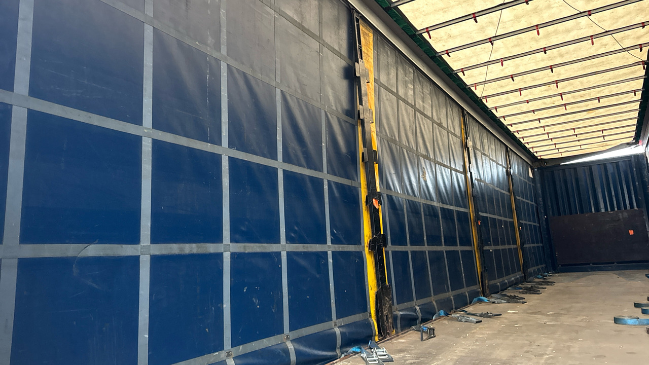 Remorque KRONE CURTAINSIDE MEGA EUROLINER: photos 8 Remorque KRONE CURTAINSIDE MEGA EUROLINER: photos 8