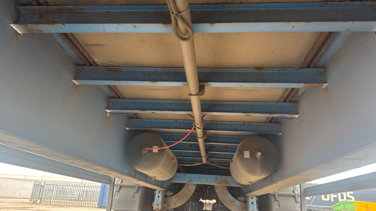 Remorque MONTRACON CURTAINSIDE: photos 15 Remorque MONTRACON CURTAINSIDE: photos 15