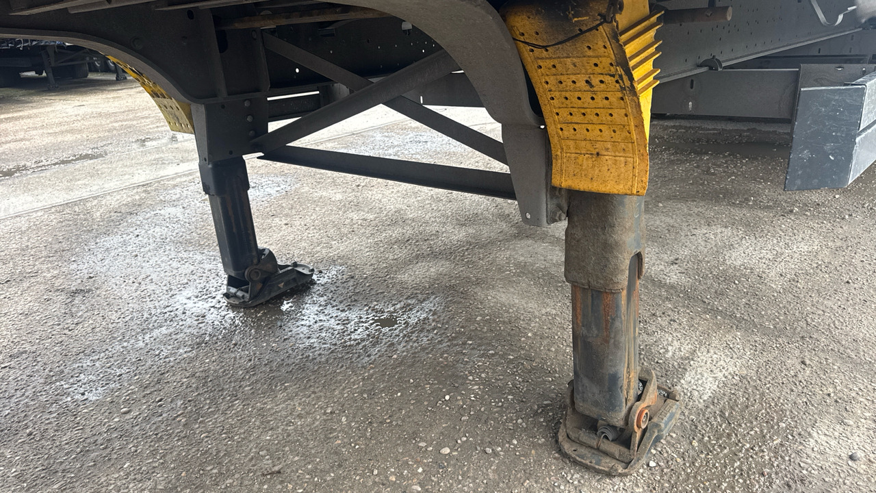 Remorque SCHMITZ CURTAINSIDE MEGA EUROLINER: photos 13 Remorque SCHMITZ CURTAINSIDE MEGA EUROLINER: photos 13