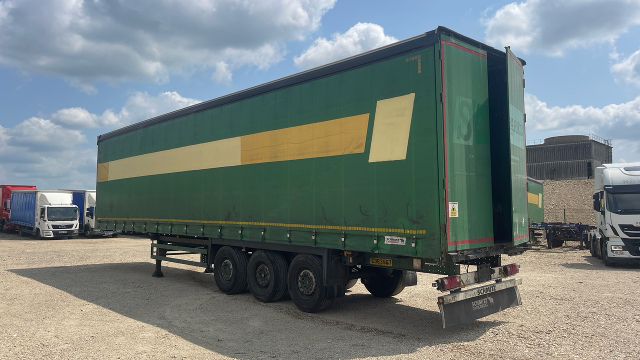 SCHMITZ CURTAINSIDE - Remorque: photos 4 SCHMITZ CURTAINSIDE - Remorque: photos 4