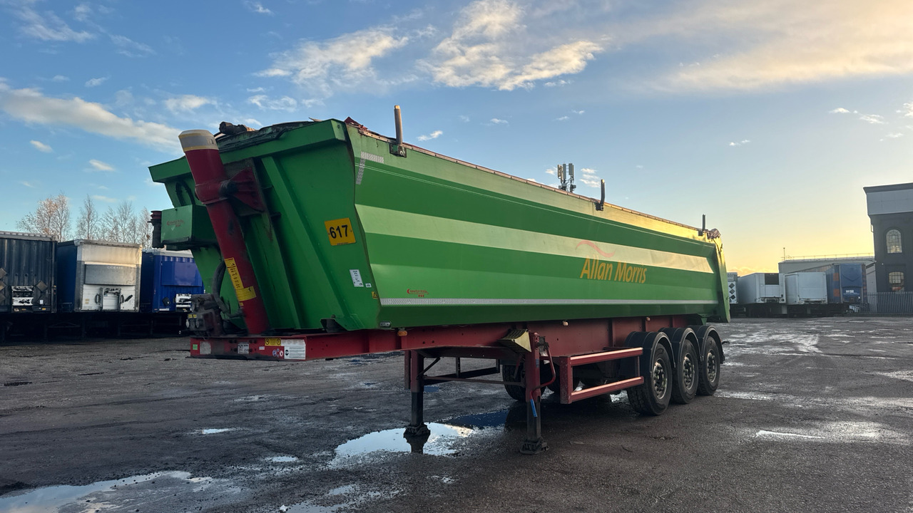 STAS TIPPER 'U' ROCKSTAR - Remorque: photos 3 STAS TIPPER 'U' ROCKSTAR - Remorque: photos 3