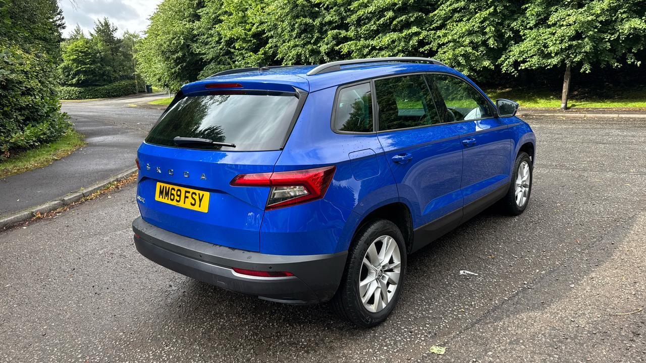 SKODA KAROQ SE Technology 1.5 TSI 150PS - SUV: photos 4 SKODA KAROQ SE Technology 1.5 TSI 150PS - SUV: photos 4