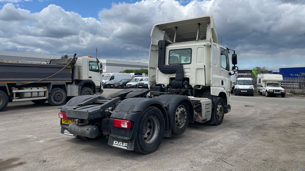 DAF CF 450 - Tracteur routier: photos 4 DAF CF 450 - Tracteur routier: photos 4