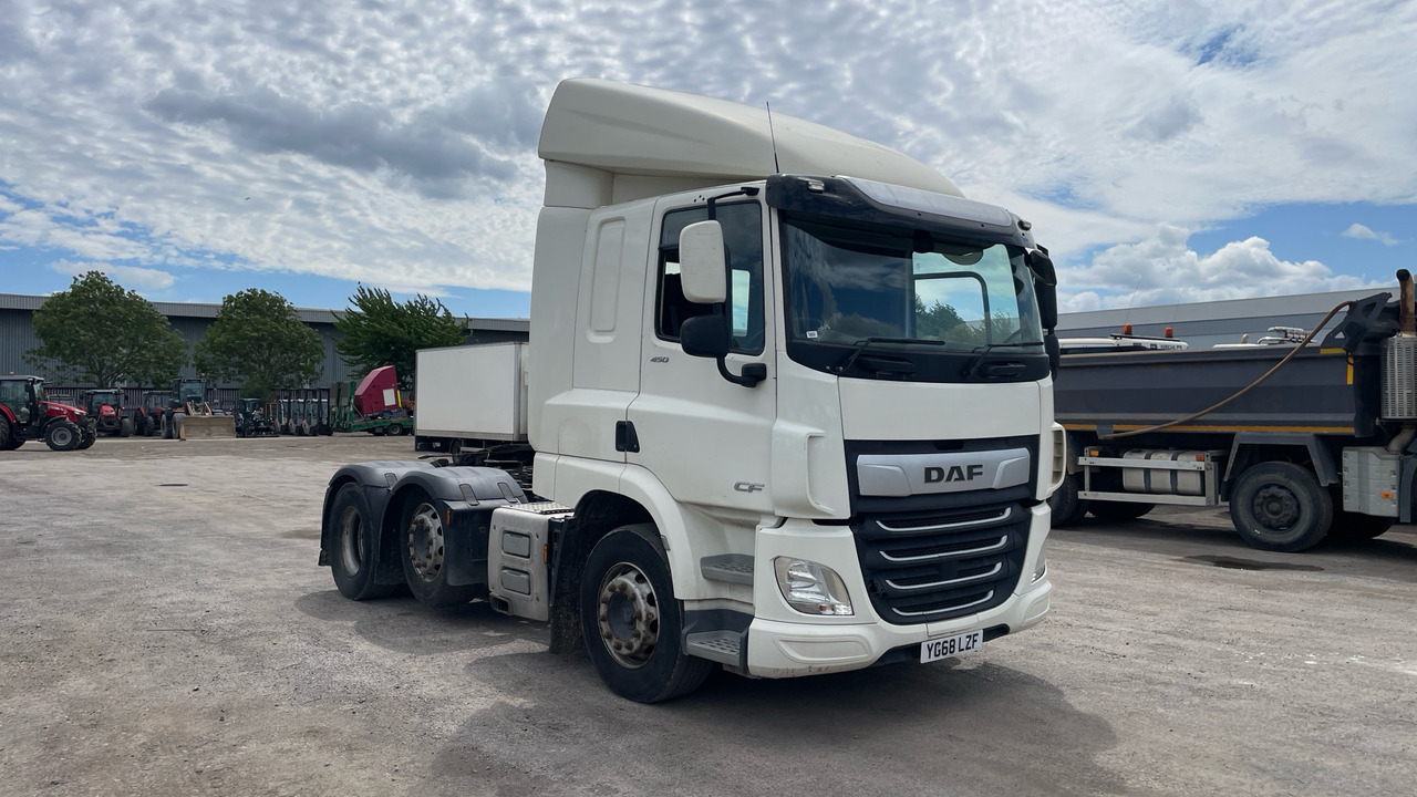 DAF CF 450 - Tracteur routier: photos 1 DAF CF 450 - Tracteur routier: photos 1