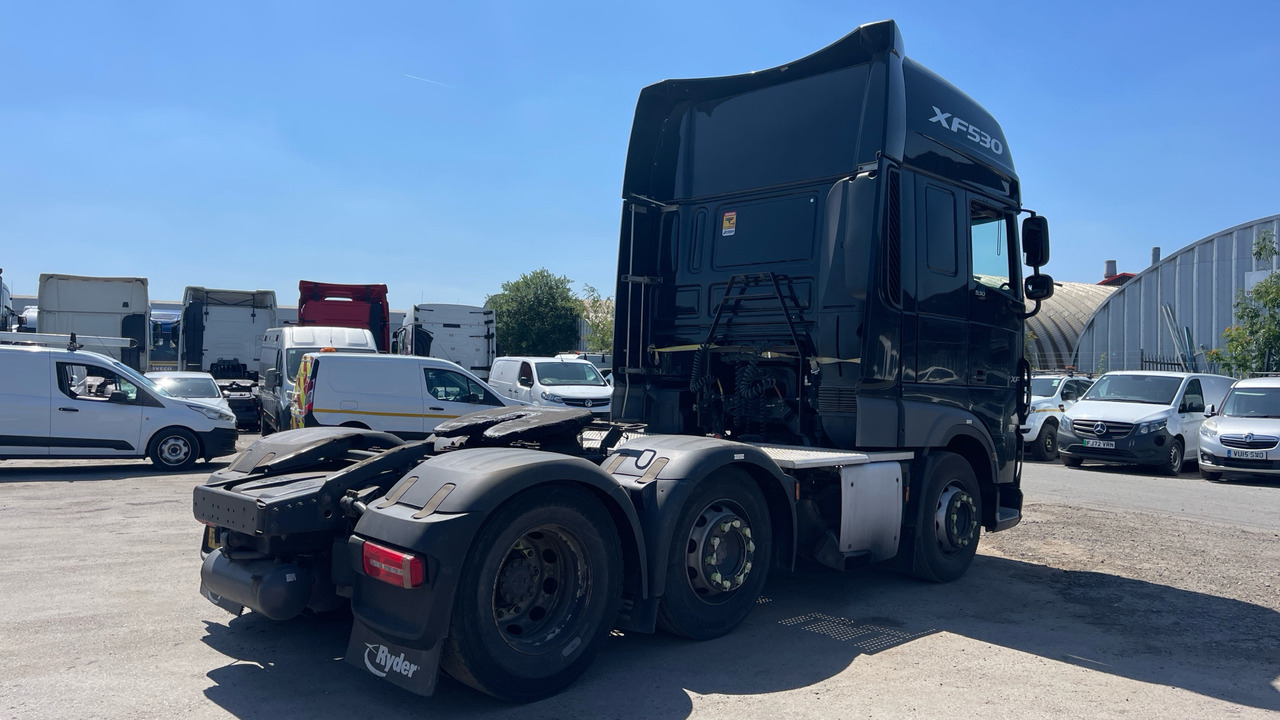 DAF XF 530 - Tracteur routier: photos 4 DAF XF 530 - Tracteur routier: photos 4