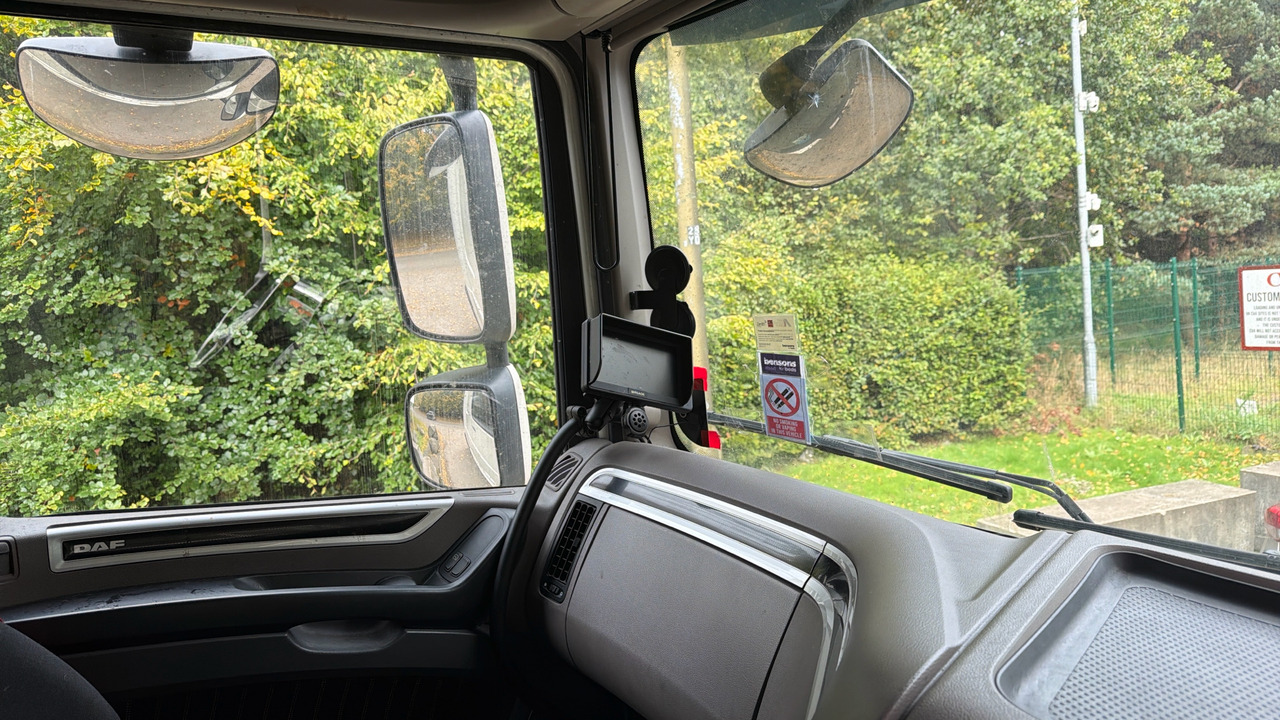 Tracteur routier DAF XF 530: photos 14