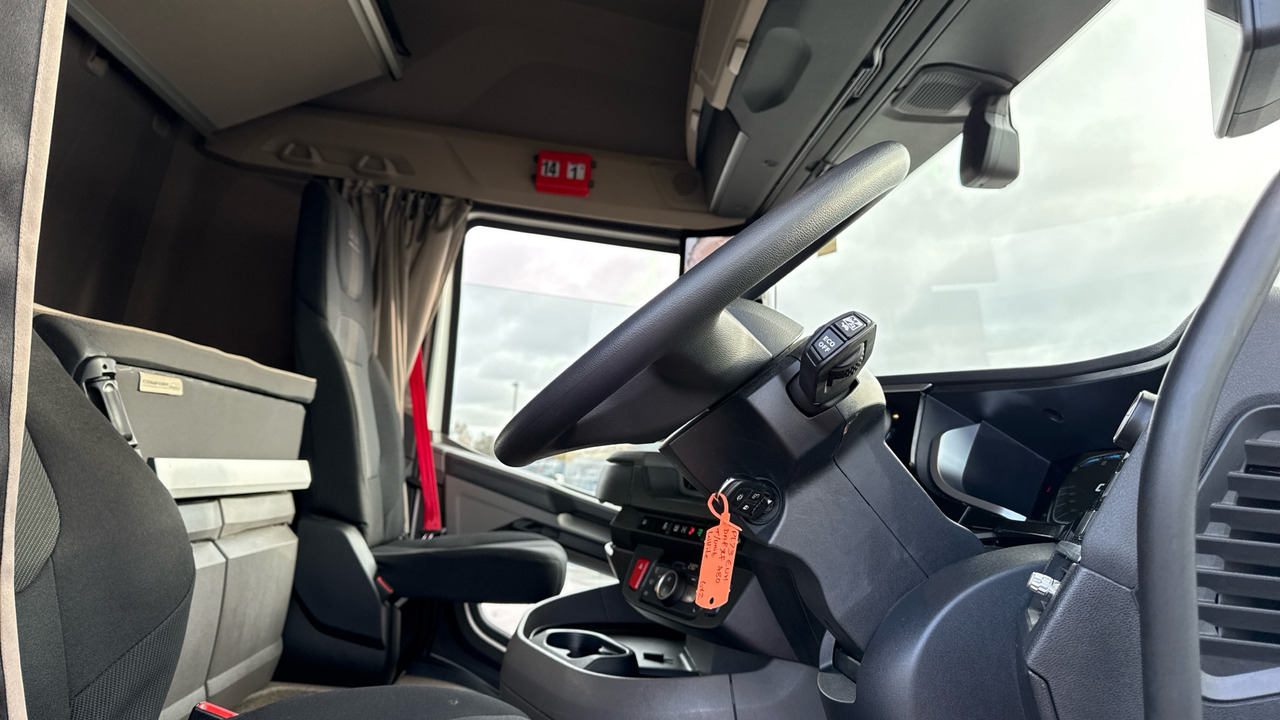 Daf XF 480 - Tracteur routier: photos 5 Daf XF 480 - Tracteur routier: photos 5