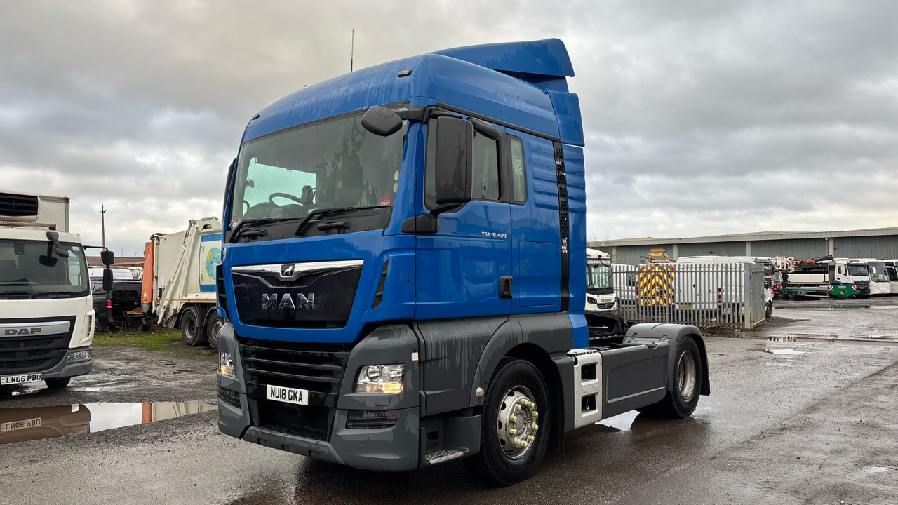 MAN TGX 18.420 - Tracteur routier: photos 2 MAN TGX 18.420 - Tracteur routier: photos 2