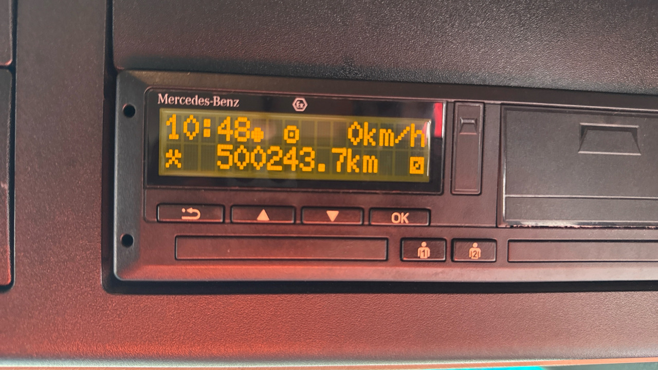 Tracteur routier MERCEDES-BENZ ACTROS 2545: photos 9